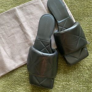 Bottega Veneta Lesther Slides
